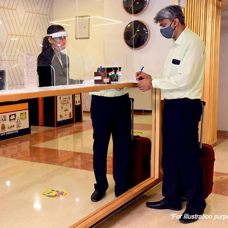 สปอต ออน 42793 โฮเต็ล คุรุกรูปา Hotel เชอร์ดี ภายนอก รูปภาพ