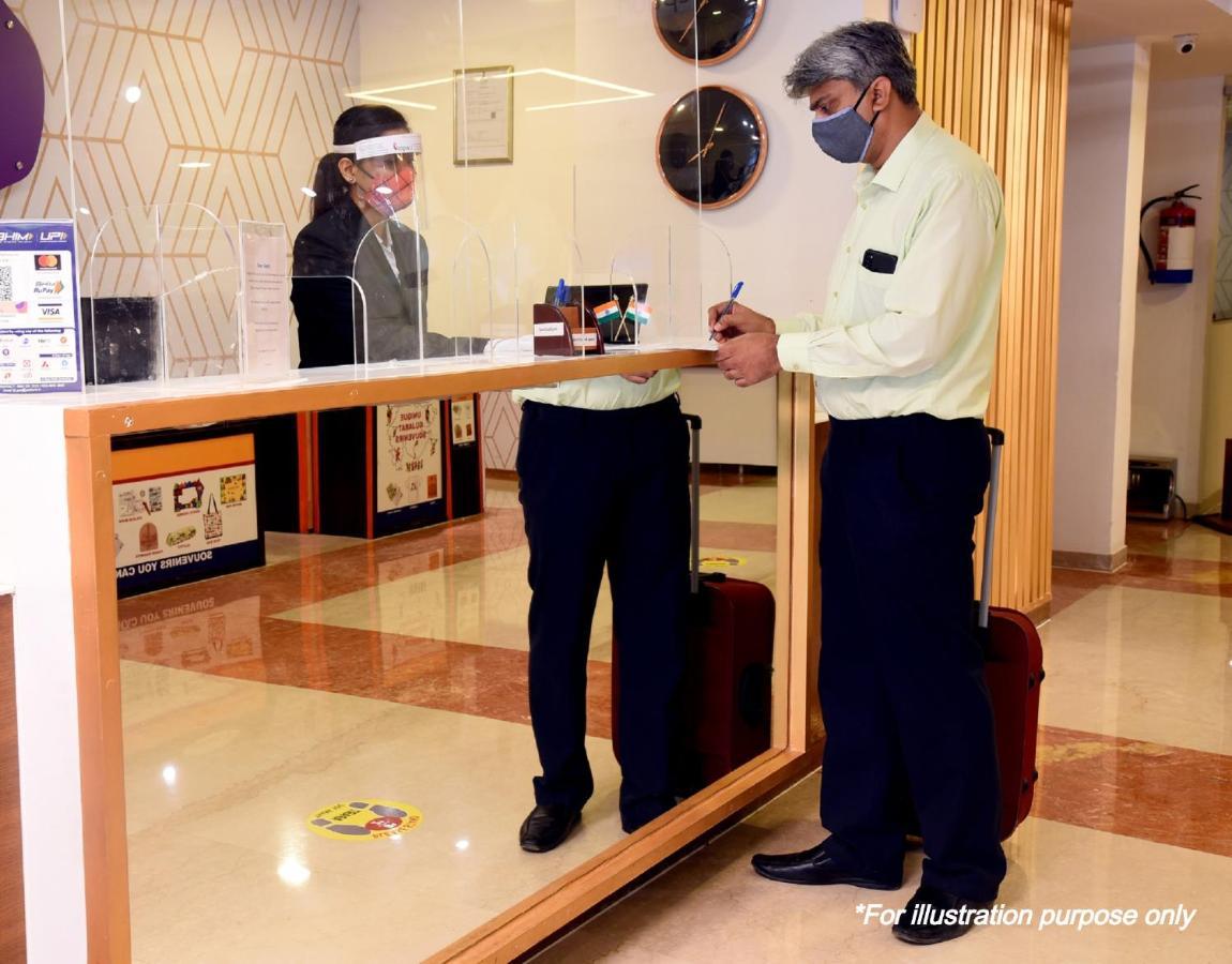 สปอต ออน 42793 โฮเต็ล คุรุกรูปา Hotel เชอร์ดี ภายนอก รูปภาพ